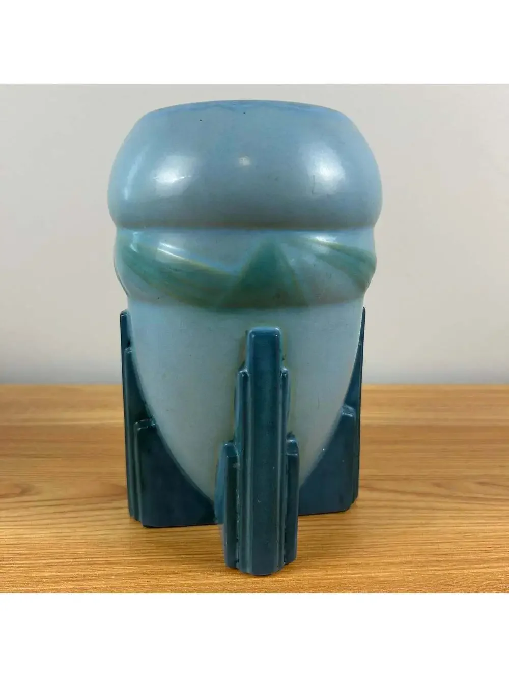 Roseville Futura Blue 1928 Vintage Art Deco Pottery Ceramic Spaceship Vase 405-7